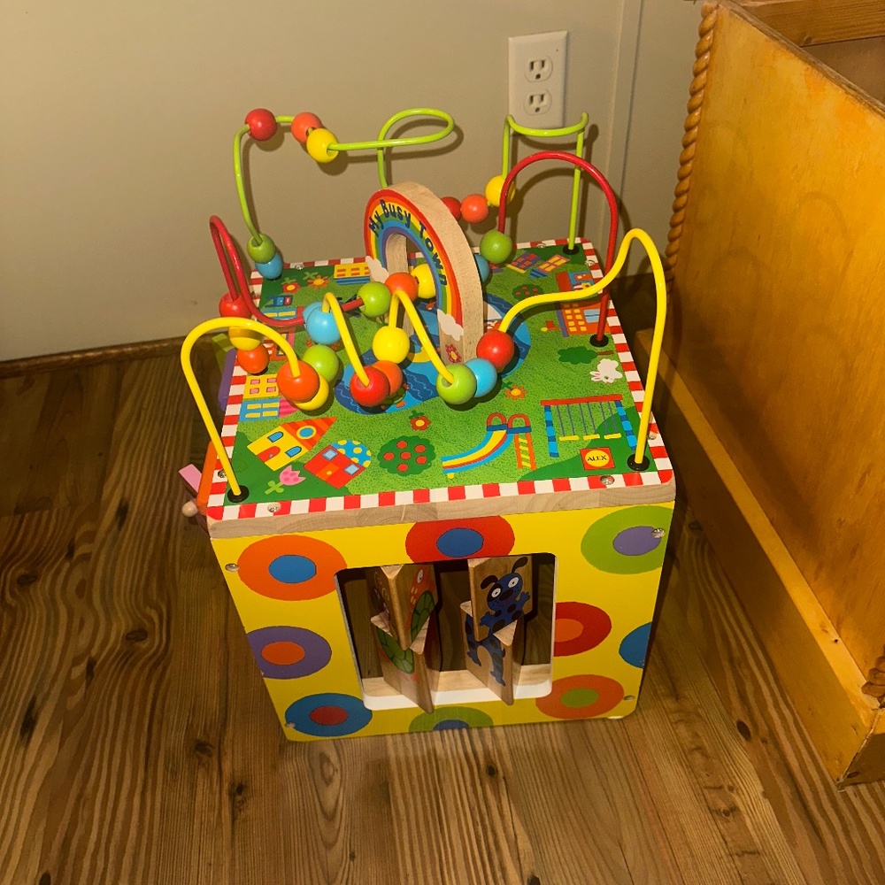 My Busy Town Activity Cube